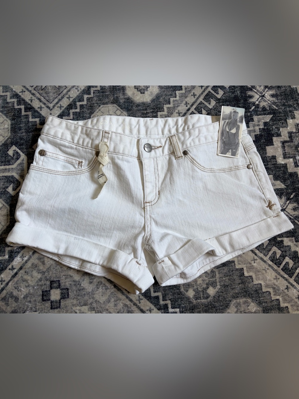 NEW Hurley White Women's Denim Rolled-Hem Shorts